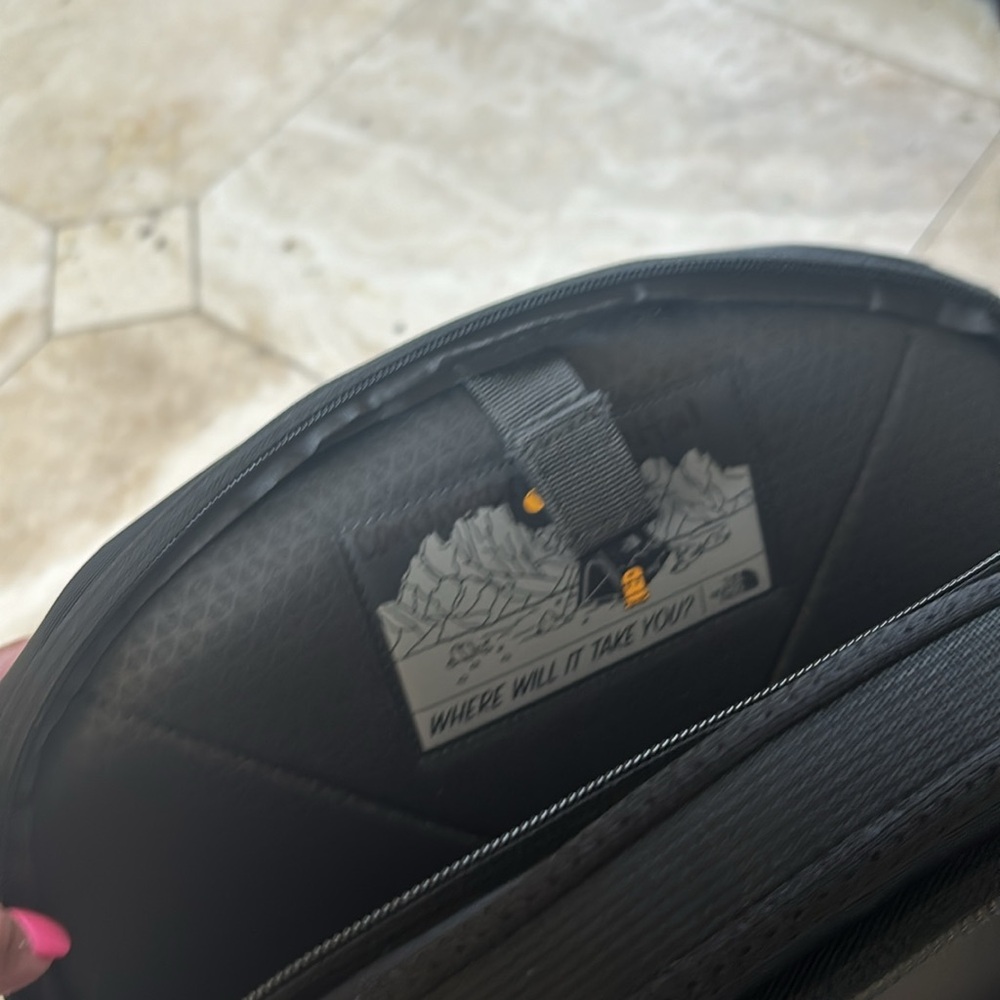 North Face “New” - image 3